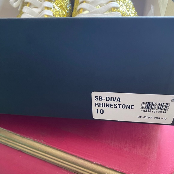 Betsey Johnson Yellow Diva Rhinestone Shoes. - Picture 7 of 7